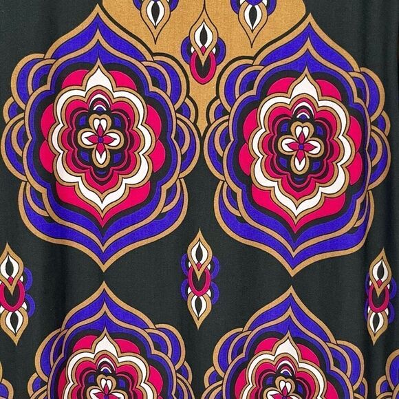 Forever Printed Shift MIDI Dress - Picture 2 of 10